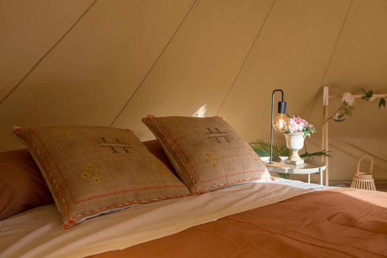 Glamping La Mimosa Conil Hotel โกนิล เด ลาฟรอนเตรา ภายนอก รูปภาพ